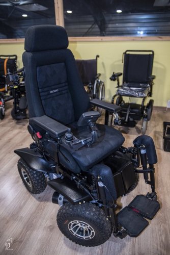 LA VITALE MEDICAL