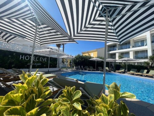 HÔTEL EVE
