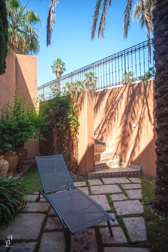 RIAD Nateve 9