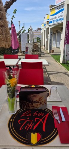 LA FRITE A TITIA