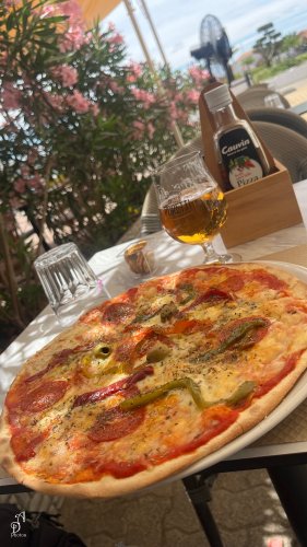 LA DOLCE VITA