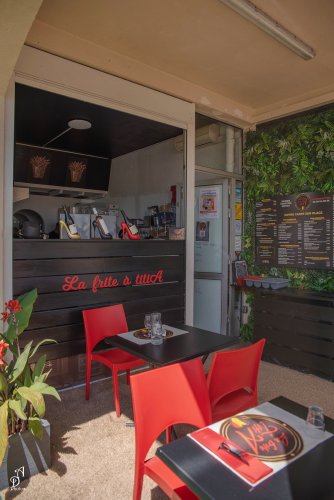 LA FRITE A TITIA