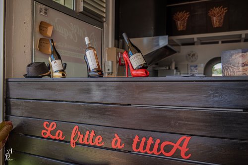 LA FRITE A TITIA