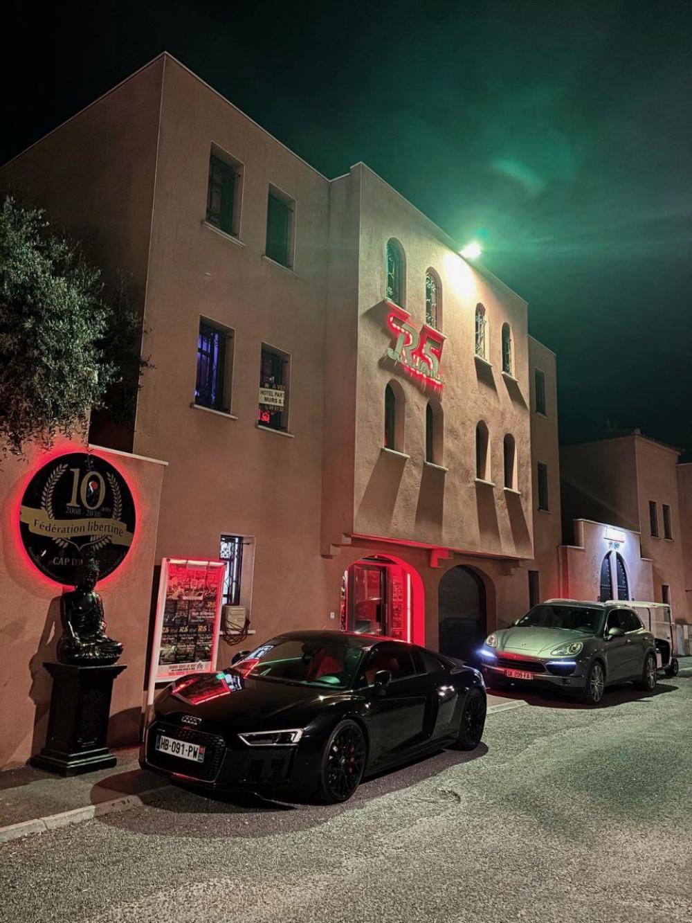 Photo de HOTEL RIAD 5