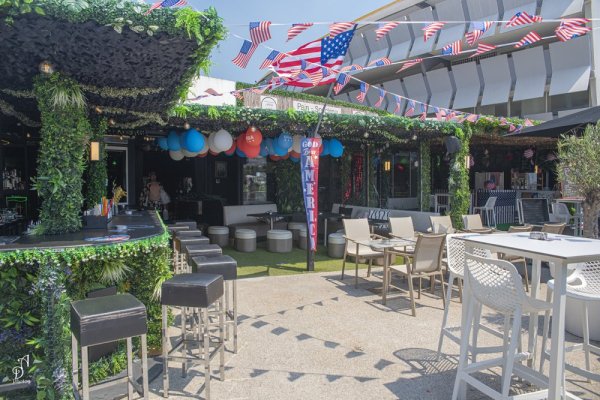 Photo de JARDIN S BAR